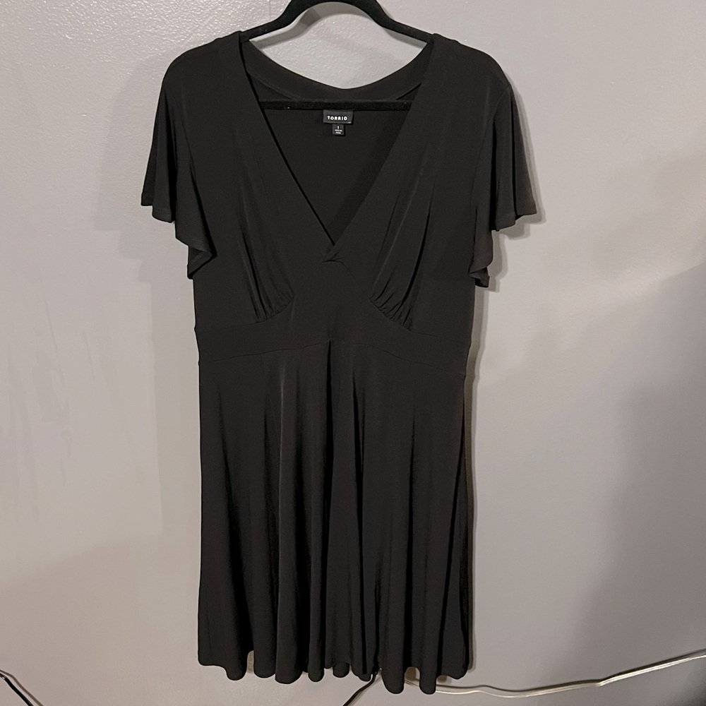 Torrid Black Flutter Sleeve Midi Dress